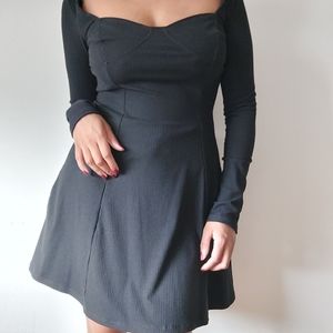 Ribbed Sweetheart Neck Dress